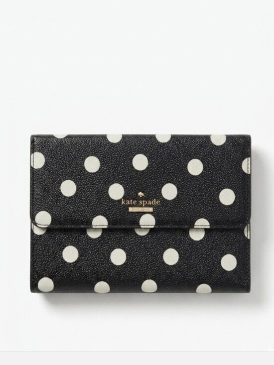 kate spade Handbags - kate spade Tablet Case Includes Tablet